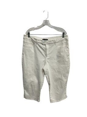 Lee Medium White Classic Fit Capri Pants Cotton Blend Minimalist Clean Girl